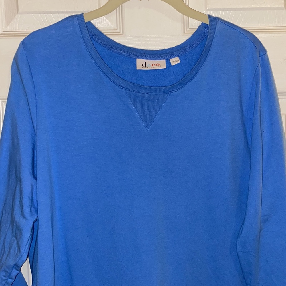 Denim&Co SZ L . Long sleeve with pockets .